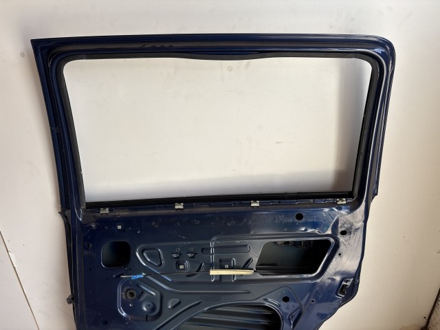12726 Opel Zafira B Jobb hátsó Ajtó Kék Z21b