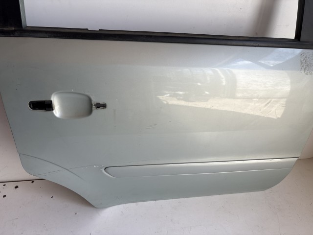 12724 Opel Zafira B Jobb hátsó Ajtó Szürke 