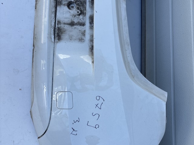 12732 Opel Corsa E 2014- 2014-2019 Lökhárító Használt Fehér 