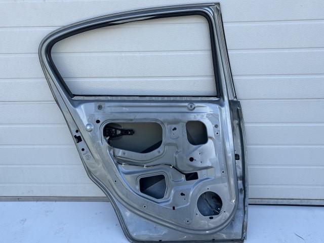 12762 Opel Corsa D Bal hátsó Ajtó Z163