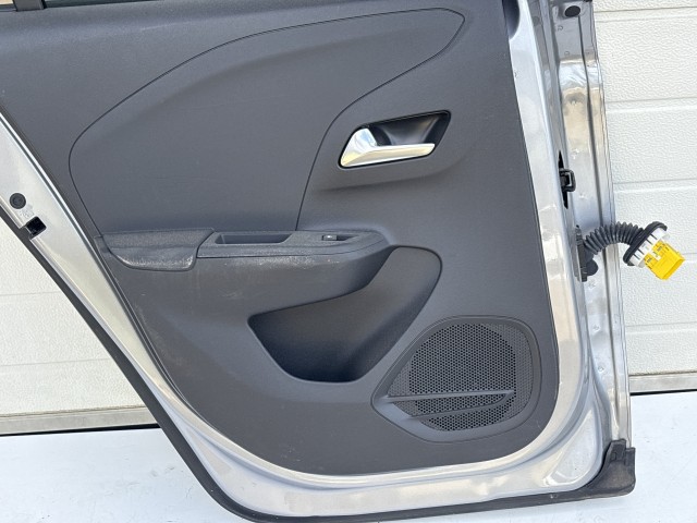 12775 Opel Corsa f 2020 Bal hátsó Ajtó Ezüst