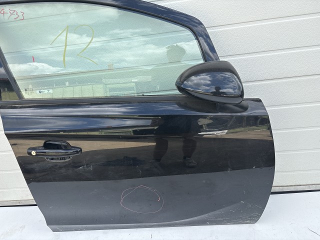 12768 Opel Corsa E Jobb első Ajtó Fekete Y22c