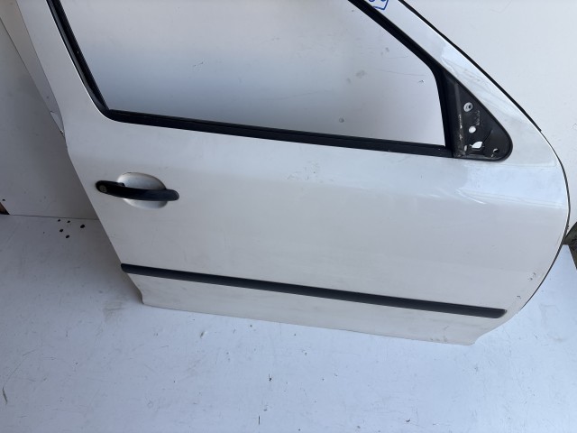 12809 Skoda Octavia 2004-2013 Jobb első Ajtó Fehér