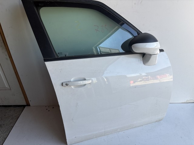 7858 Opel Zafira C Jobb első Ajtó Fehér