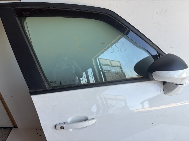 7858 Opel Zafira C Jobb első Ajtó Fehér