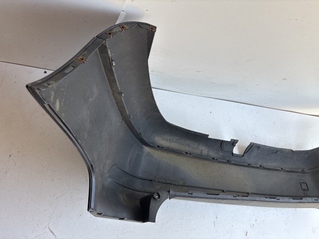 12822 Volvo V50 2006-2012 2006-2012 Lökhárító Használt hátsó Fekete 