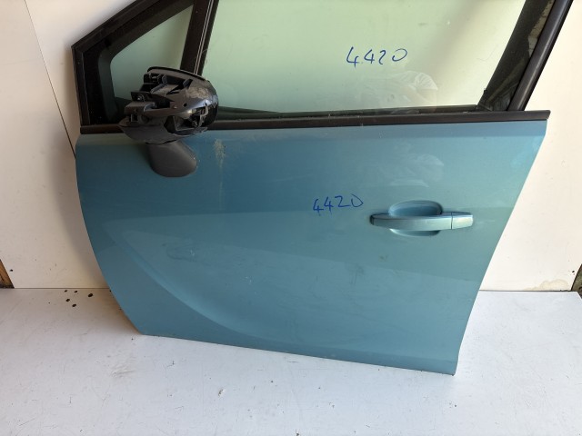 4420 Opel Meriva B Bal első Ajtó Zöld Z21z