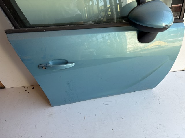 4421 Opel Meriva B Jobb első Ajtó Zöld Z21z