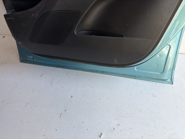 4421 Opel Meriva B Jobb első Ajtó Zöld Z21z