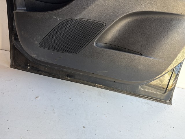 12830 Opel Meriva B Jobb első Ajtó Fekete Z22c