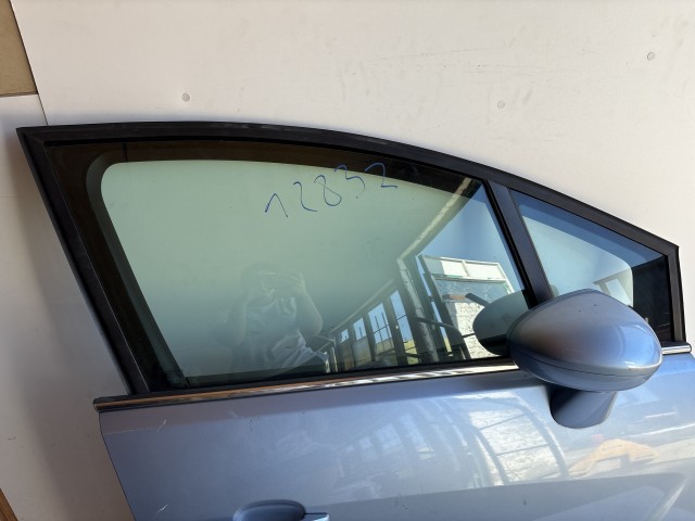 12832 Opel Meriva B Jobb első Ajtó Kék