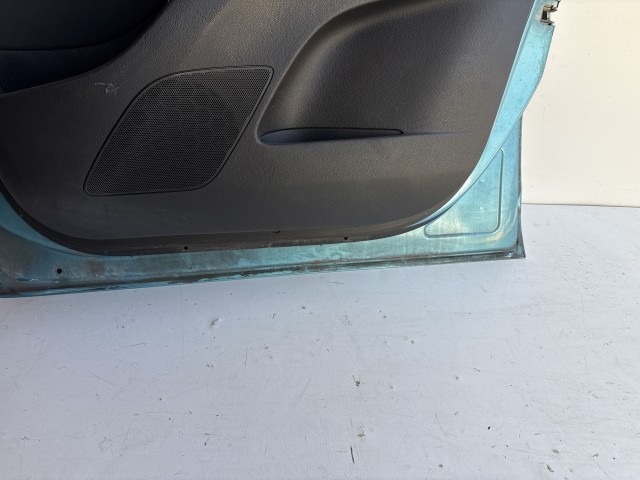 12833 Opel Meriva B Jobb első Ajtó Zöld Z21z