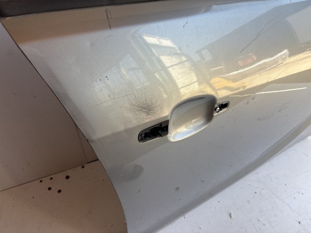 12837 Opel Meriva B Jobb első Ajtó Szürke Z179