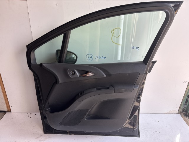 4415 Opel Meriva B Jobb első Ajtó Fekete Z20r
