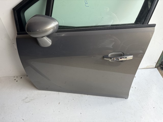 12843 Opel Meriva B Bal első Ajtó Barna Z40w