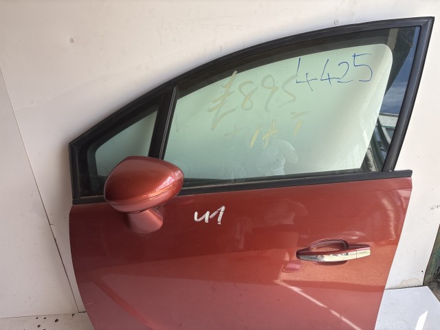12847 Opel Meriva B Bal első Ajtó Vörös