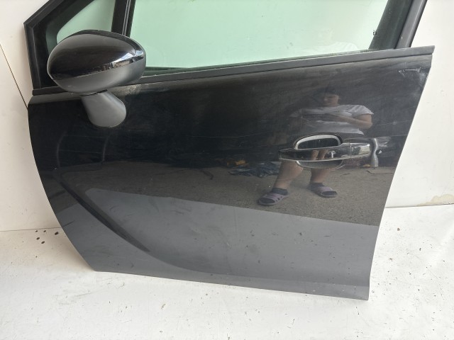 4423 Opel Meriva B Bal első Ajtó Fekete