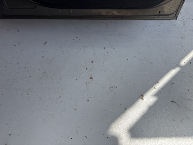 4418 Opel Meriva B Bal első Ajtó Barna Z40w