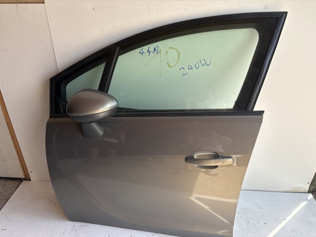 4418 Opel Meriva B Bal első Ajtó Barna Z40w