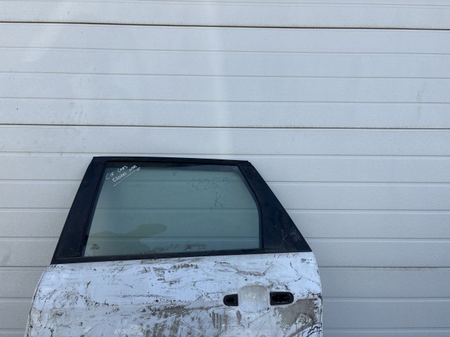 12859 Ford Focus II. kombi Bal hátsó Ajtó Fehér