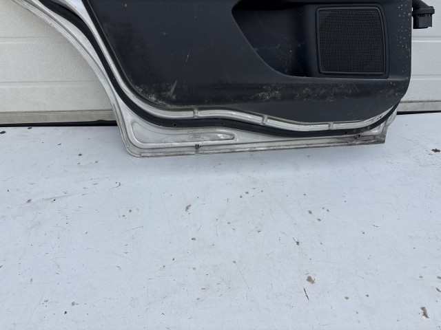 12870 Ford Mondeo IV. 2007-2014 Bal hátsó Ajtó Ezüst 5 ajtós