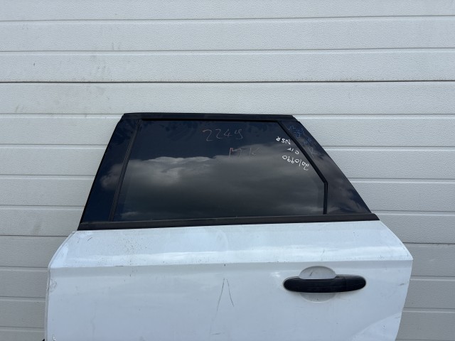 12871 Ford Mondeo IV. 2007-2014 kombi Bal hátsó Ajtó Fehér