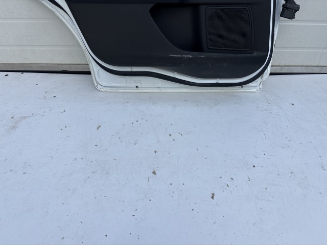12871 Ford Mondeo IV. 2007-2014 kombi Bal hátsó Ajtó Fehér