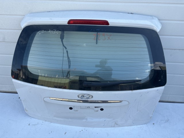 12882 Hyundai I 30 Kombi 2007-2011 Csomagtérajtó Fehér
