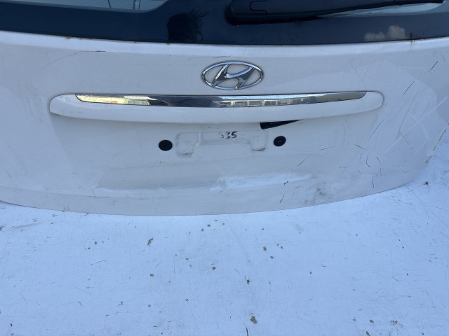12882 Hyundai I 30 Kombi 2007-2011 Csomagtérajtó Fehér