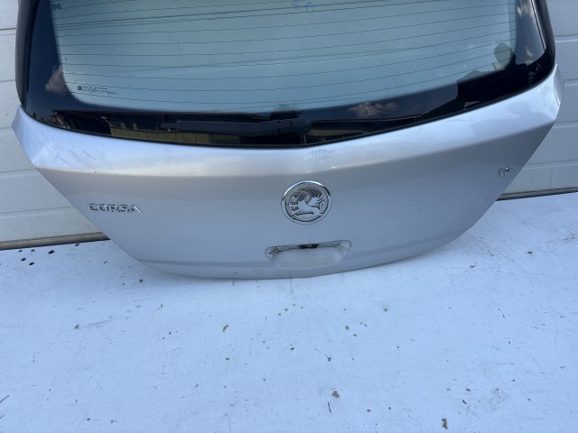 12892 Opel Corsa D Használt Z157 ezüst 5 ajtós