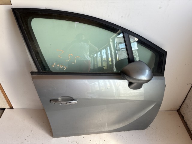 2179 Opel Meriva B Jobb első Ajtó Szürke Z179