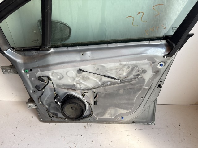 2179 Opel Meriva B Jobb első Ajtó Szürke Z179