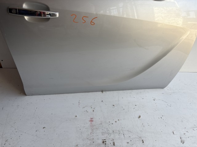 12929 Opel Meriva B Jobb első Ajtó Ezüst  Z176