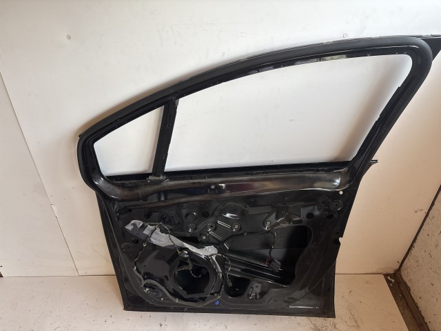 2289 Opel Meriva B Jobb első Ajtó Fekete Z20R