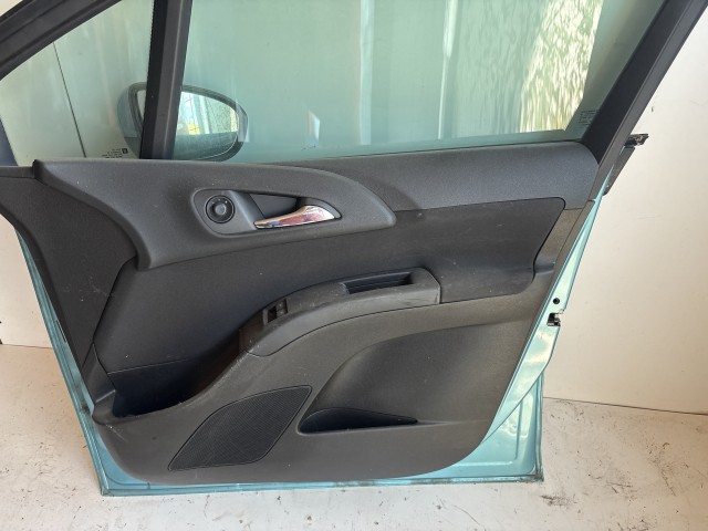 2288 Opel Meriva B Jobb első  Ajtó zöld Z21Z