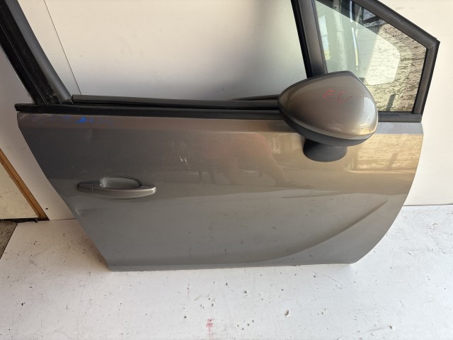 12930 Opel Meriva B Jobb első Ajtó Barna Z40W