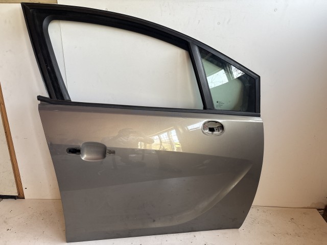 12932 Opel Meriva B Jobb első Ajtó Barna Z40W