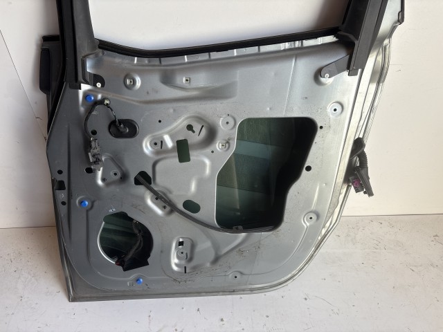 12931 Opel Meriva B Jobb Hátsó Ajtó Szürke z179