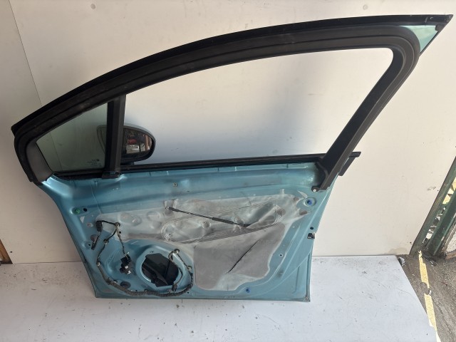 12937 Opel Meriva B Jobb első Ajtó Zöld Z21Z