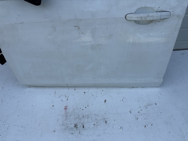 12940 Ford Focus II. 2008-2011 Bal első Ajtó Fehér