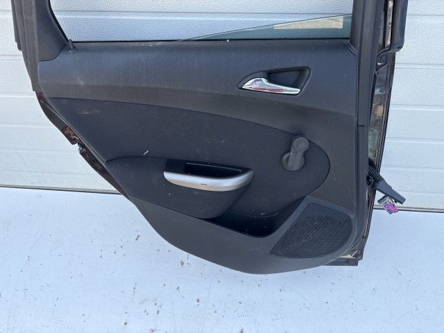 12938 Opel Astra J Sedan Bal hátsó Ajtó Barna  Z41C 4 ajtós sedan
