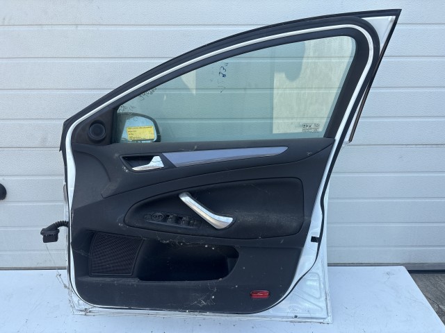 12939 Ford Mondeo IV. Jobb első Ajtó Fehér