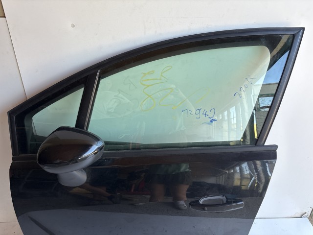 12942 Opel Meriva B Bal első Ajtó Fekete Z20r