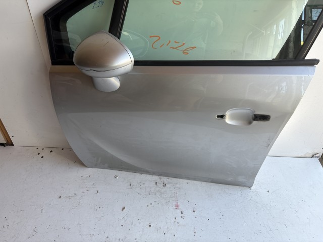 12947 Opel Meriva B Bal első Ajtó Ezüst z157