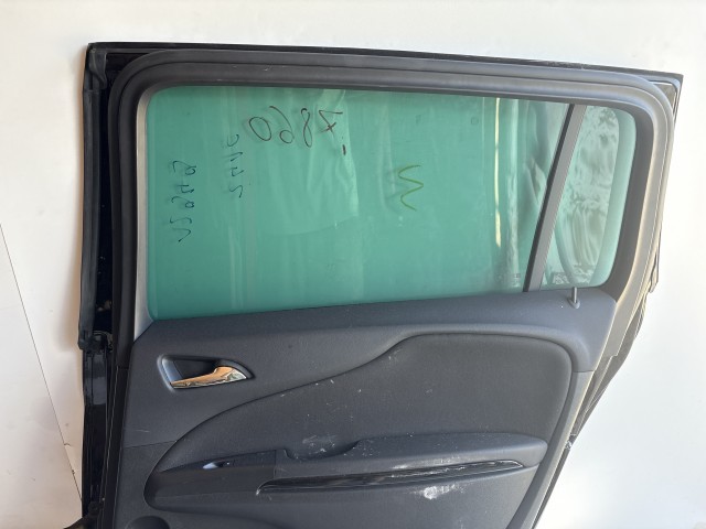 12949 Opel Zafira C Jobb hátsó Ajtó Barna Z41c