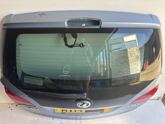 7802 Opel Meriva Csomagtérajtó kékes