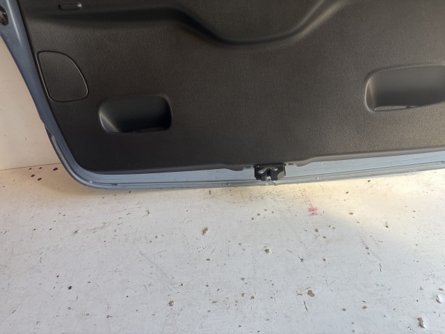 7802 Opel Meriva Csomagtérajtó kékes