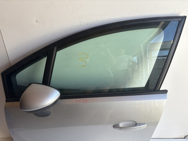 12959 Opel Meriva B Bal első Ajtó Ezüst Z176