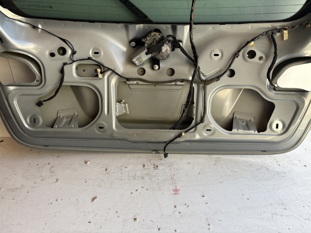 12368 Opel Meriva B Csomagtérajtó  Z179