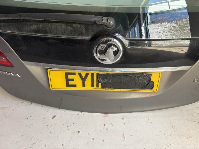 3059 Opel Meriva B Csomagtérajtó Z40w Barna